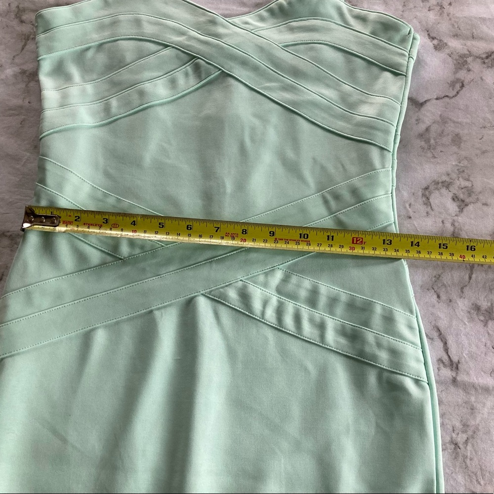 Sold in garage sale!π·Light teal green dress - Picture 5 of 9